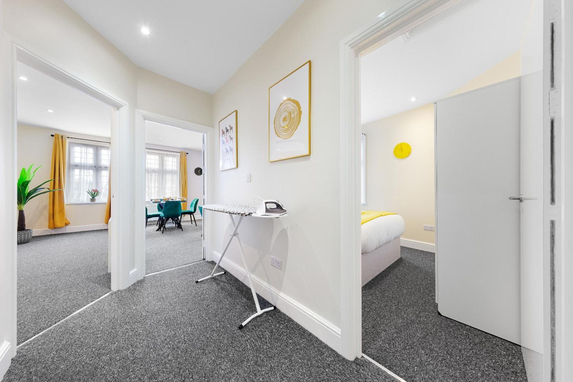 Elegant 2Br London Hideaway- King Bed, Sleeps 6 - Parking- Instant Book- 20 Percent Off Limited Time! Barnet Exteriér fotografie