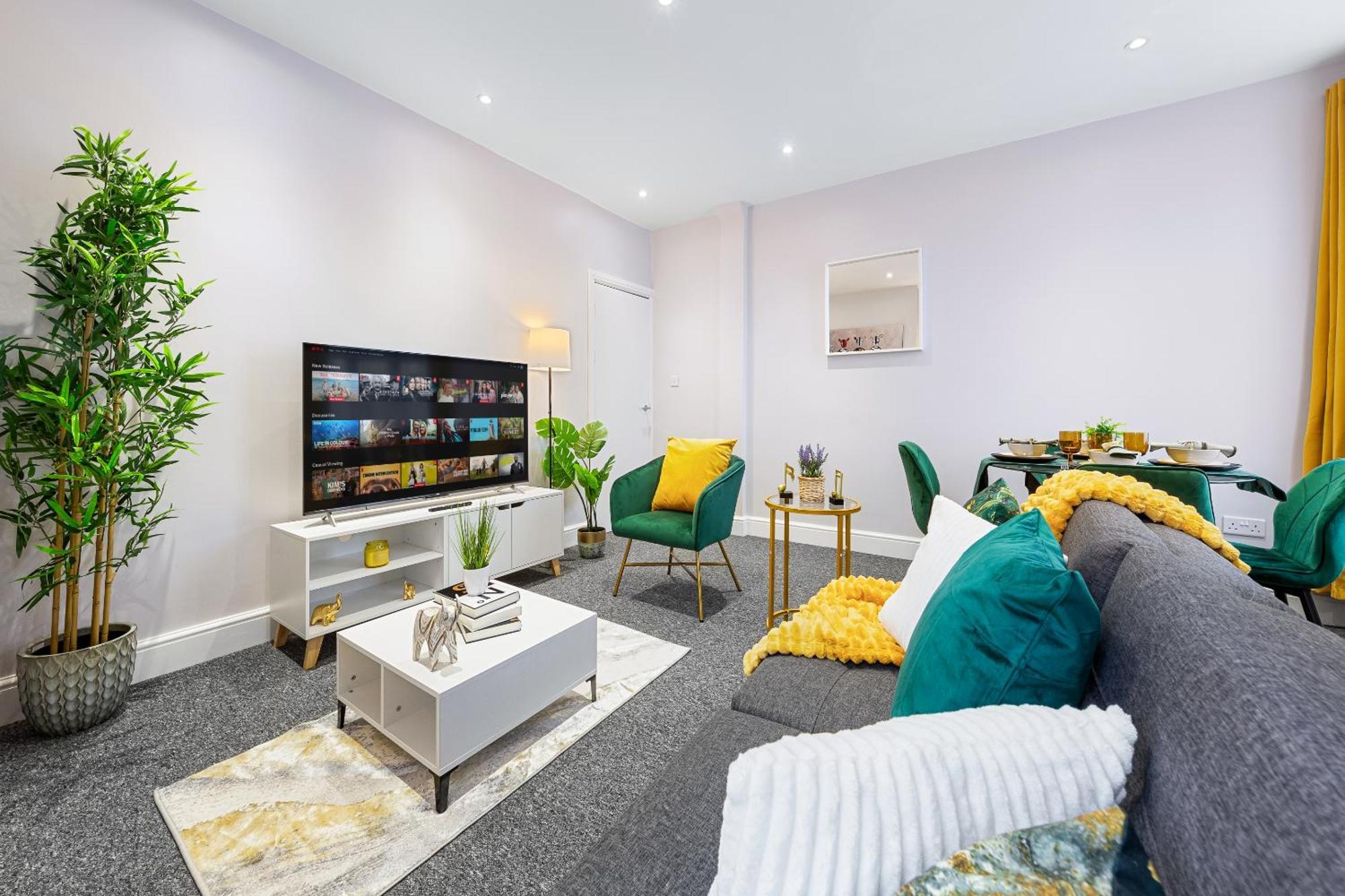 Elegant 2Br London Hideaway- King Bed, Sleeps 6 - Parking- Instant Book- 20 Percent Off Limited Time! Barnet Exteriér fotografie