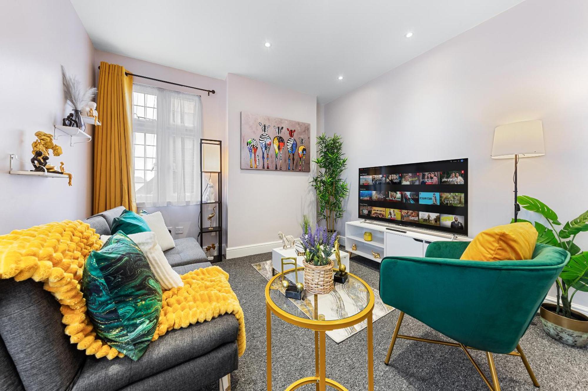 Elegant 2Br London Hideaway- King Bed, Sleeps 6 - Parking- Instant Book- 20 Percent Off Limited Time! Barnet Exteriér fotografie